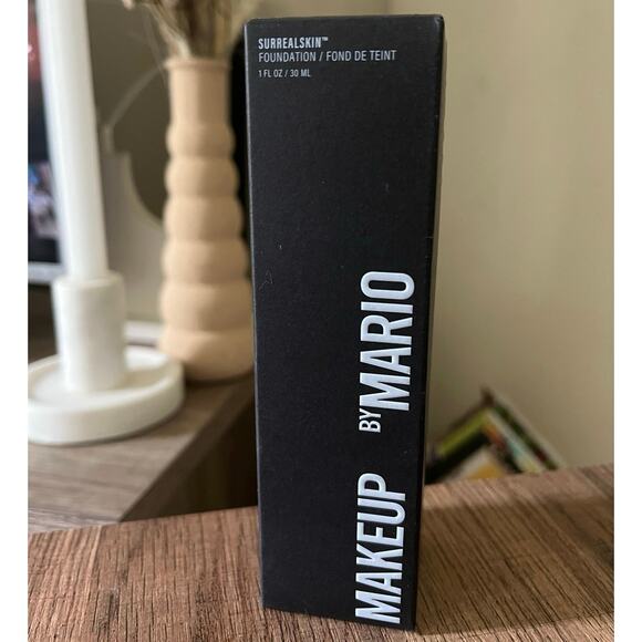 NWT MARIO SURREAL SKIN 4C Full Size Luminous Liquid Foundation - Picture 1 of 9